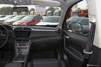 2017款锐腾1.5T 20T自动豪华版