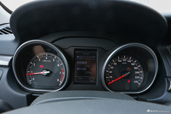 2016款奔腾B50 1.6L手动豪华型