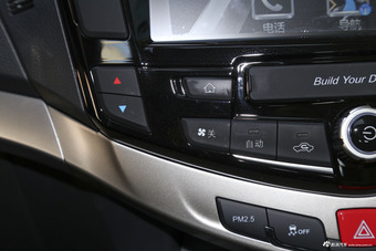 2016款比亚迪S7 1.5T手动尊贵型