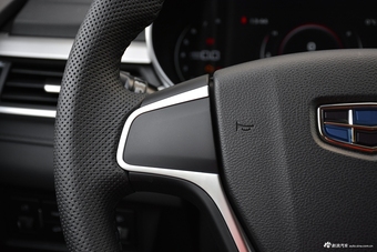 2018款吉利远景S1 1.5L手动锋享型