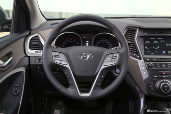 2017款格越2.0T自动7座四驱舒适版