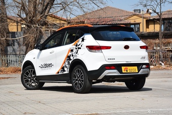 2018款东南DX3 1.5L手动户外版尊贵型