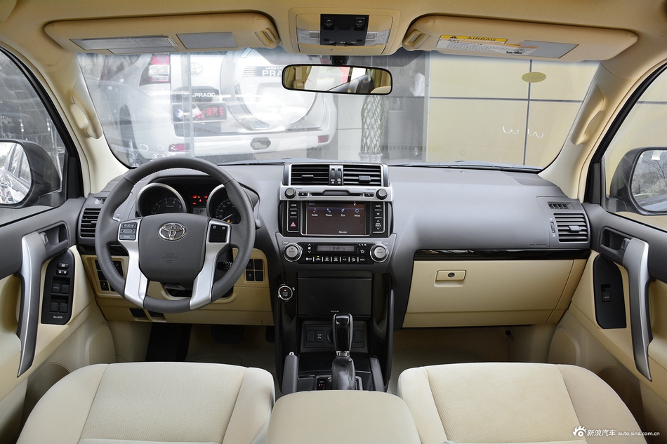 2017款丰田霸道4000 TX-L 7座中东版