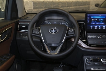 2017款森雅R7 1.6L 自动智能型