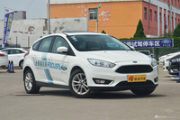 2017款福克斯两厢1.0T手动超能风尚型智行版EcoBoost 125
