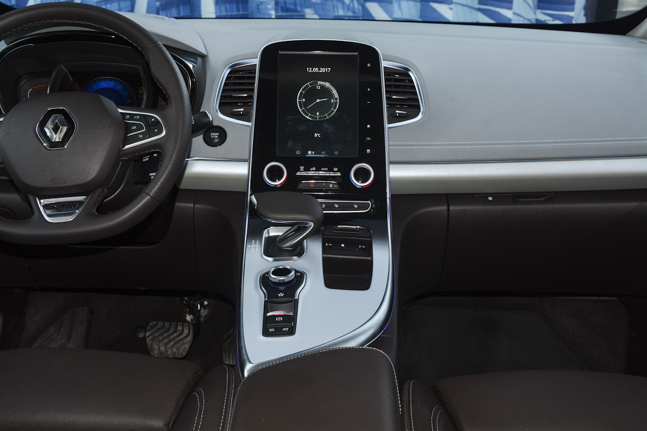 2018款雷诺Espace 1.8T自动雅颂巴黎版TCe 300 