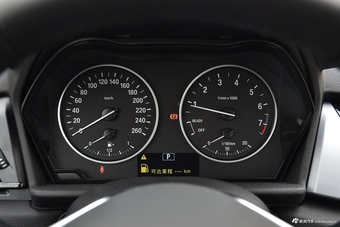 2016款宝马218i 时尚型