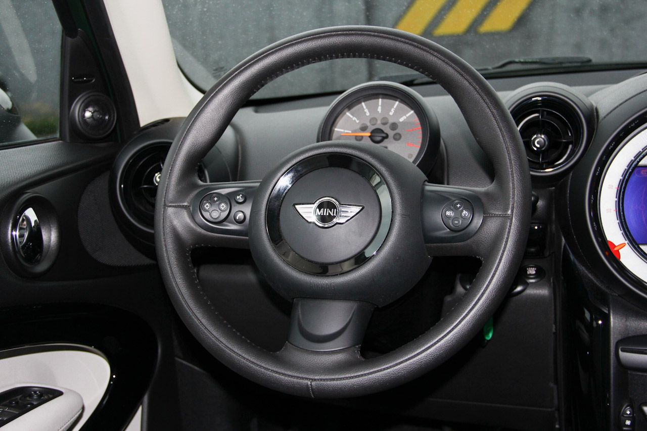 2014款MINI PACEMAN 1.6L自动 COOPER