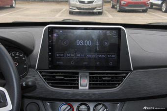 2016款宝骏310 1.2L手动舒适型