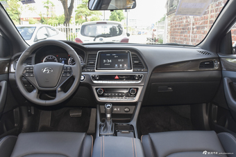 2018款索纳塔九2.0T自动GLS智能型