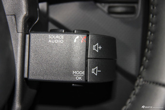 2015款雷诺卡缤1.2T自动舒适型