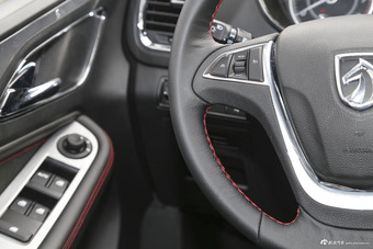 2016款 宝骏560 1.5T手动豪华型