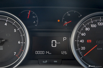 2016款东风标致408 1.6T自动豪华版