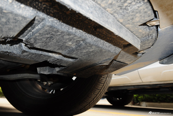 2016款众泰SR7 1.5T自动魔方之心版