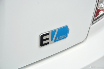 2017款比亚迪e6 400精英型