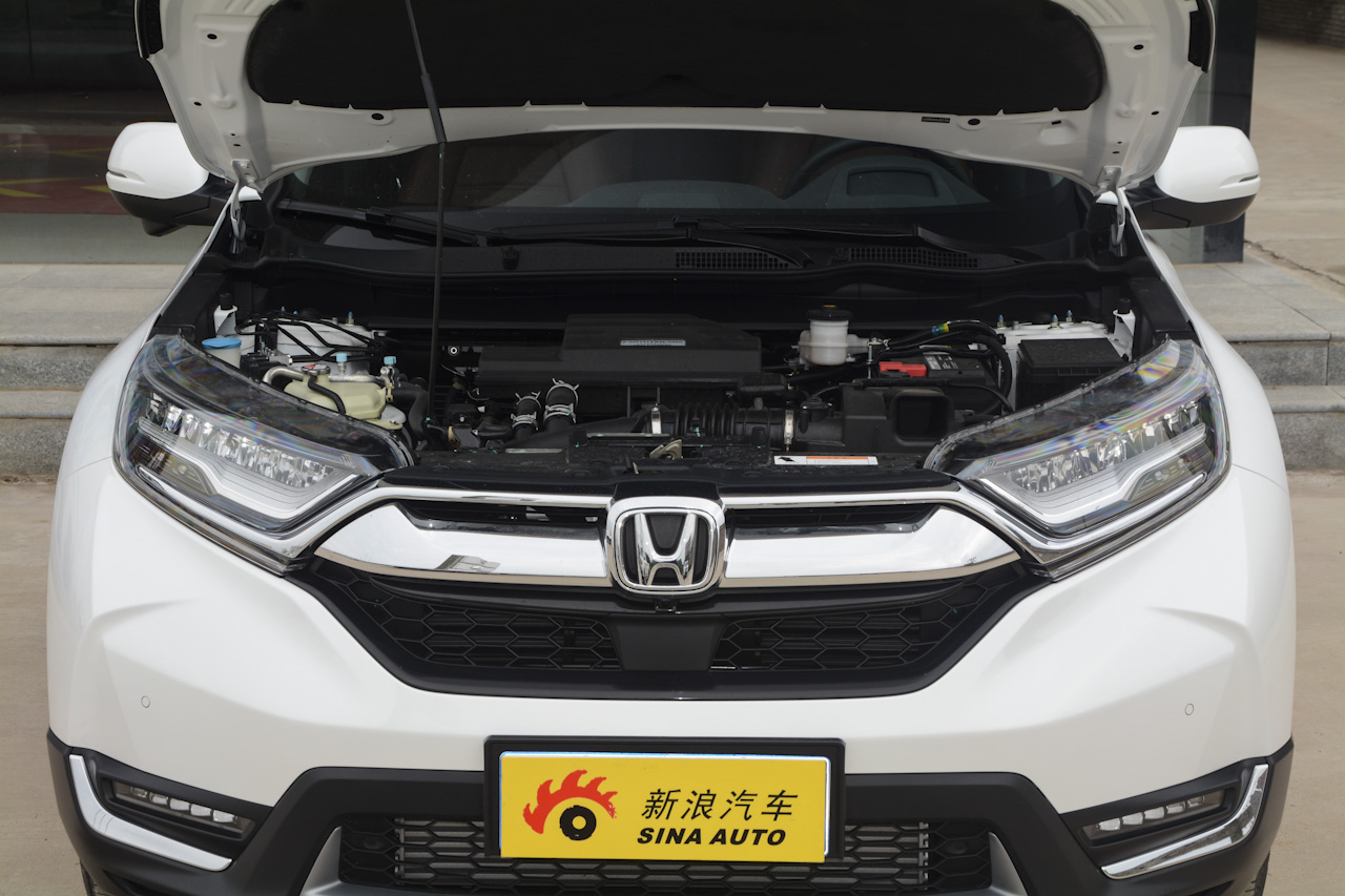 2017款CR-V 1.5T 240TURBO自动四驱尊耀版