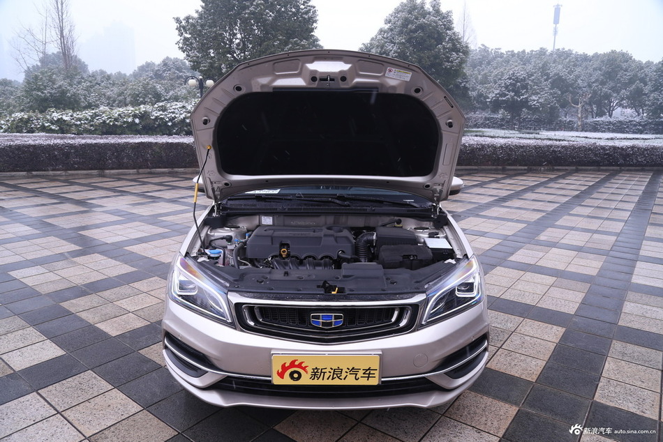 2018款吉利帝豪1.5L自动尊贵型