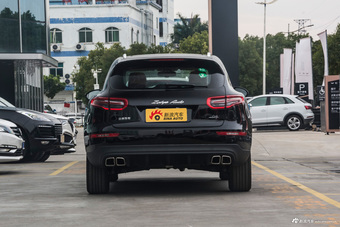 2017款众泰SR9 2.0T自动极致之心版