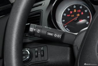 2017款君威1.6T自动领先技术型