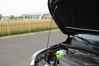 2017款传祺GS4 1.3T手动两驱精英版200T