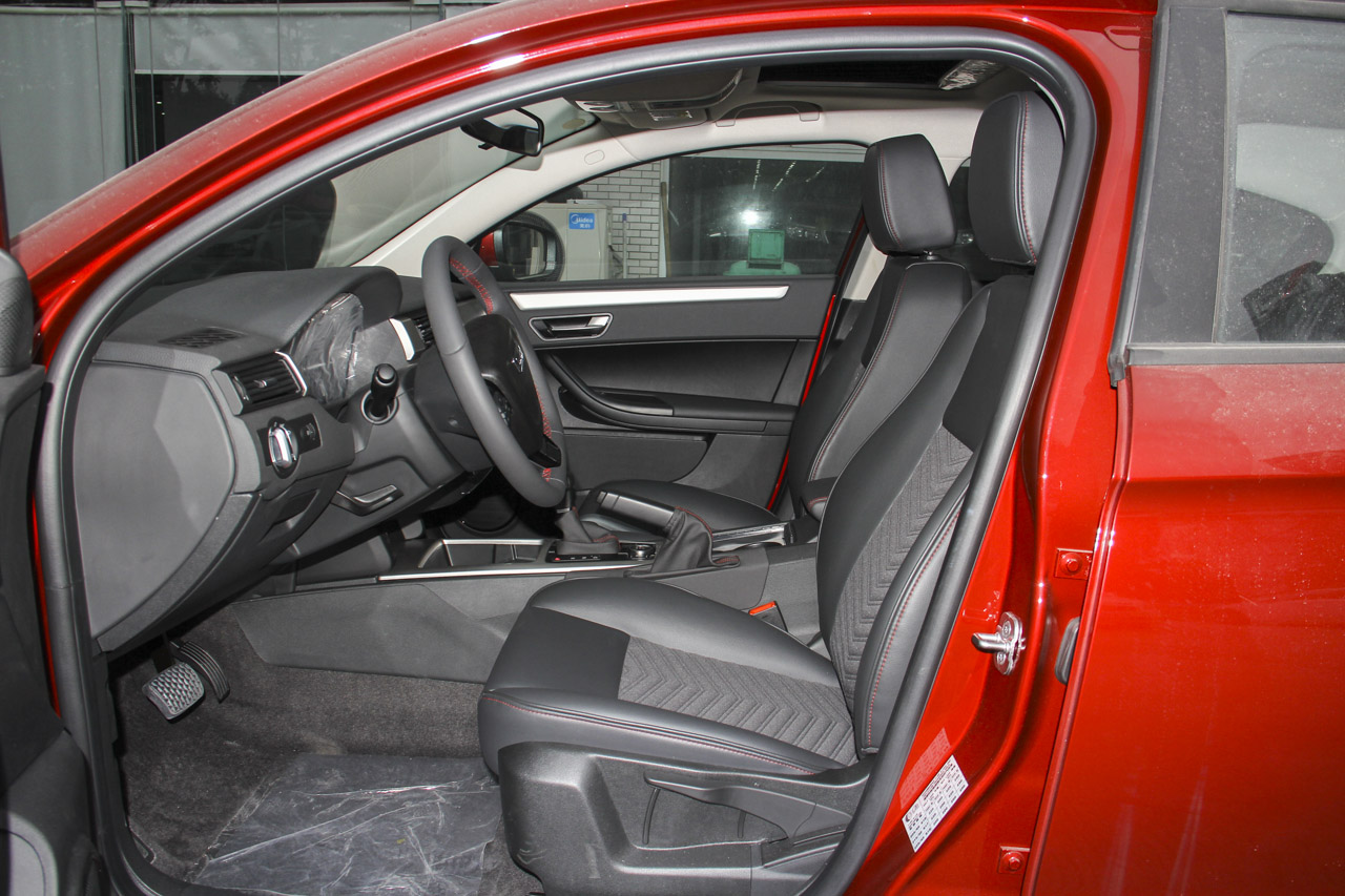 2016款观致3两厢1.6T自动致酷型