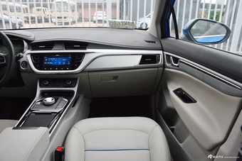 【吉利远景和吉利帝豪GSe新能源哪个好?】吉