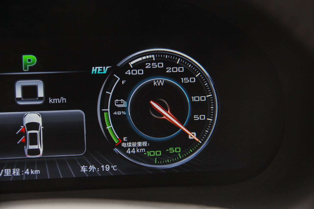 	2017款比亚迪唐100 2.0T