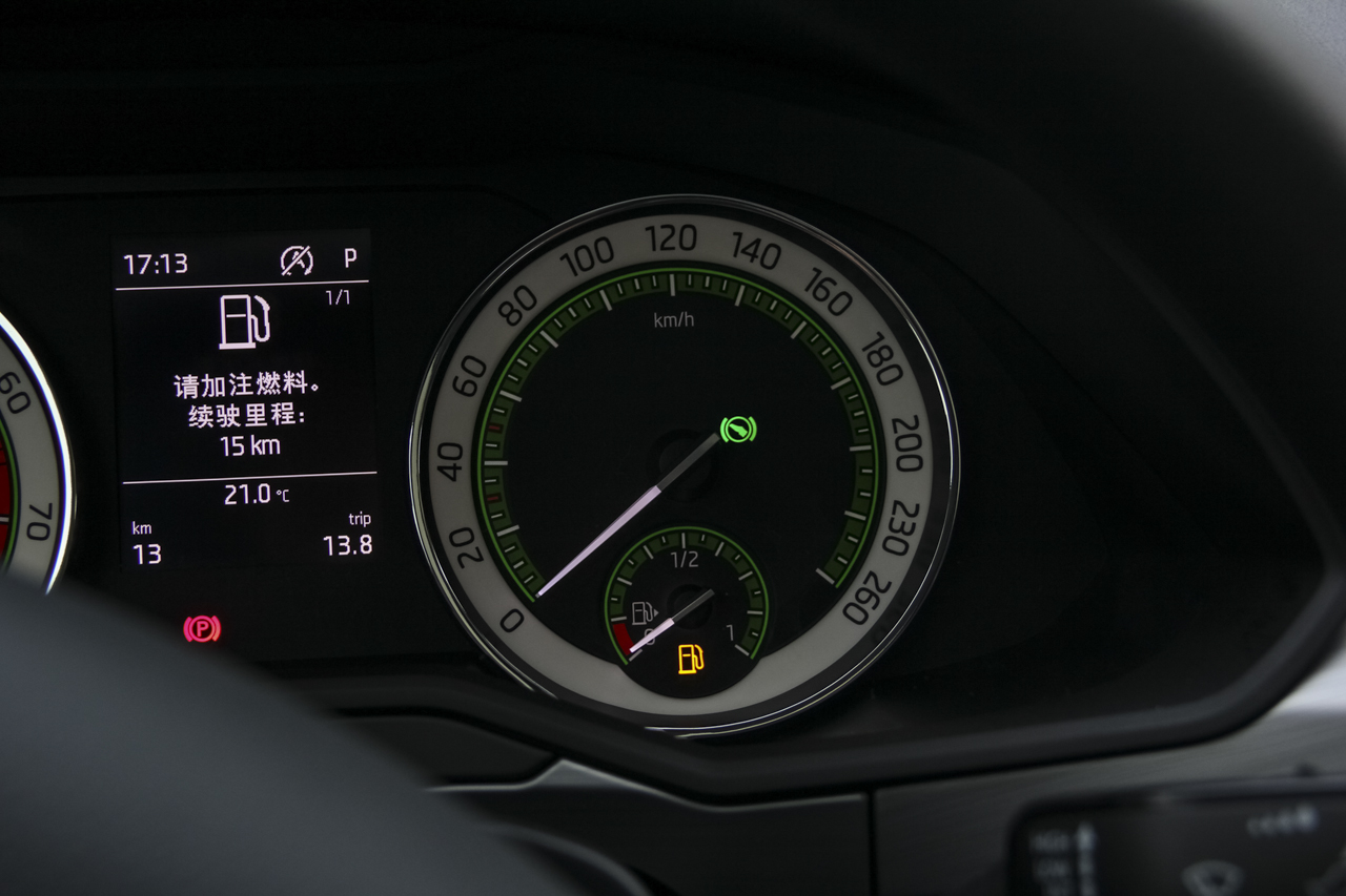 2018款速派1.8T自动TSI330 DSG舒适版