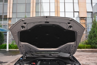 2018款宝马5系2.0T自动525Li 豪华套装