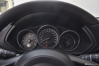 2017款马自达CX-5 2.0L自动两驱智享型