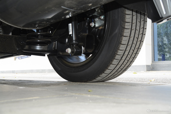 2018款比亚迪宋MAX 1.5T自动智联精英型6座