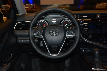 2018款凯美瑞2.5L 基本型