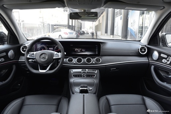 2018款奔驰E级改款2.0T自动 300L 运动豪华型图片