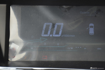 2016款长安欧尚1.5L手动豪华型