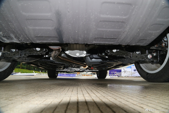 2017款哈弗H8 2.0T自动汽油四驱尊享型