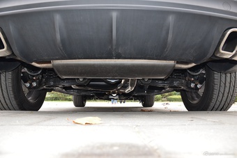 2016款众泰SR9 2.0T手动极致之梦版