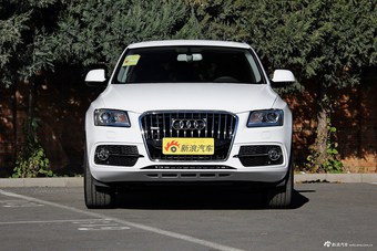 2017款奥迪Q5 2.0T自动40TFSI豪华型（白）