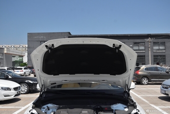 2019款沃尔沃XC60 2.0T自动四驱T5智逸版