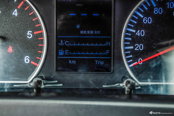 2016款 拓陆者 2.8T E5 柴油两驱舒适版ISF2.8