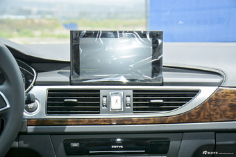 2016款众泰Z700 1.8T手动典雅型