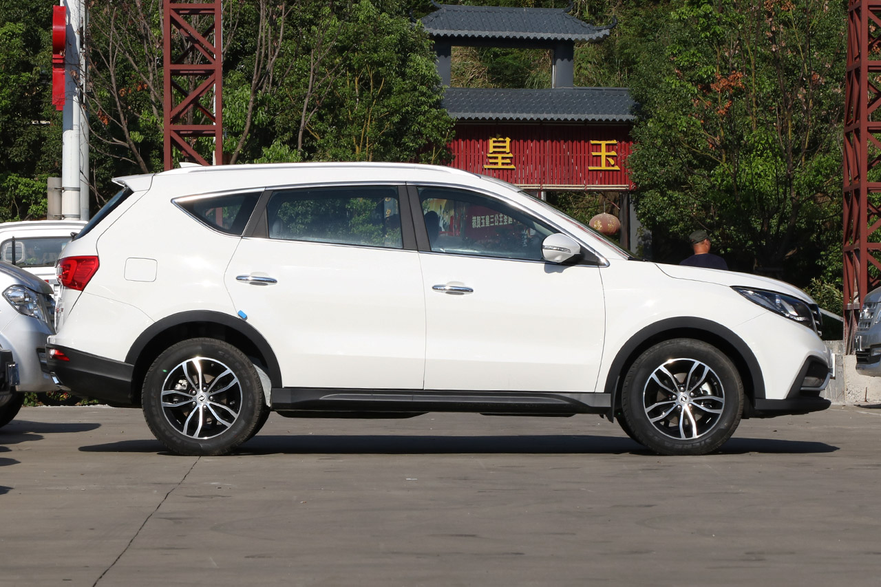 2018款风光580 1.5T自动豪华版升级版