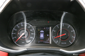 2017款中华V3 1.5L自动智能型