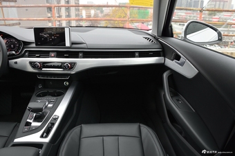 2019款奥迪A4L 2.0T自动40 TFSI时尚型 国V