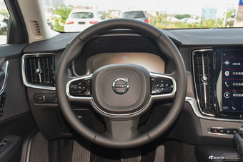 	2017款沃尔沃V90 Cross Country 2.0T自动T5 AWD智远版