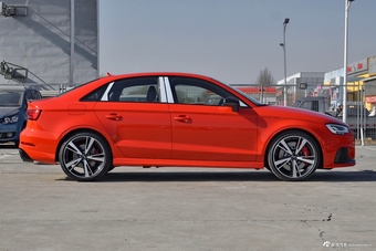 2017款奥迪RS3 2.5T Limousine自动