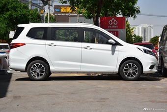 2018款长安A600 1.5L 手动豪华型