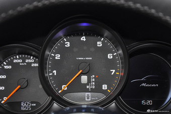 2016款保时捷Macan 2.0T自动