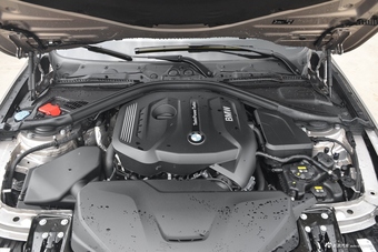 2018款宝马3系2.0T自动320Li xDrive 时尚型
