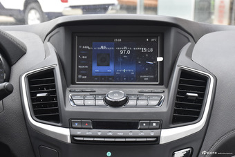 2018款东风风神AX7 1.6T自动精英型