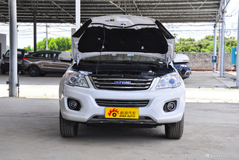 2016款哈弗H6升级版1.5T自动两驱精英型 简约白